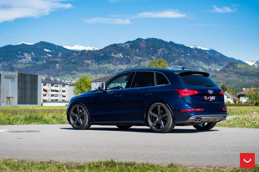  Audi SQ5 on Vossen Wheels (CV3R) 2017 года  (фото 17 из 33)